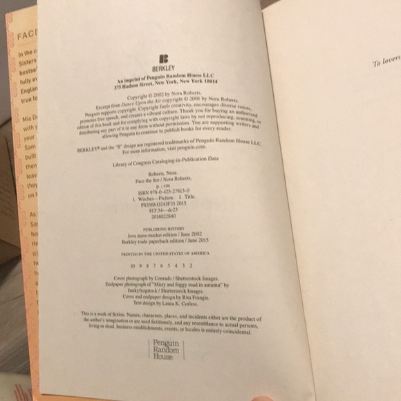 Face the Fire ( Three Sisters Island Trilogy) (Paperback) by Nora Roberts - Picture 11 of 12